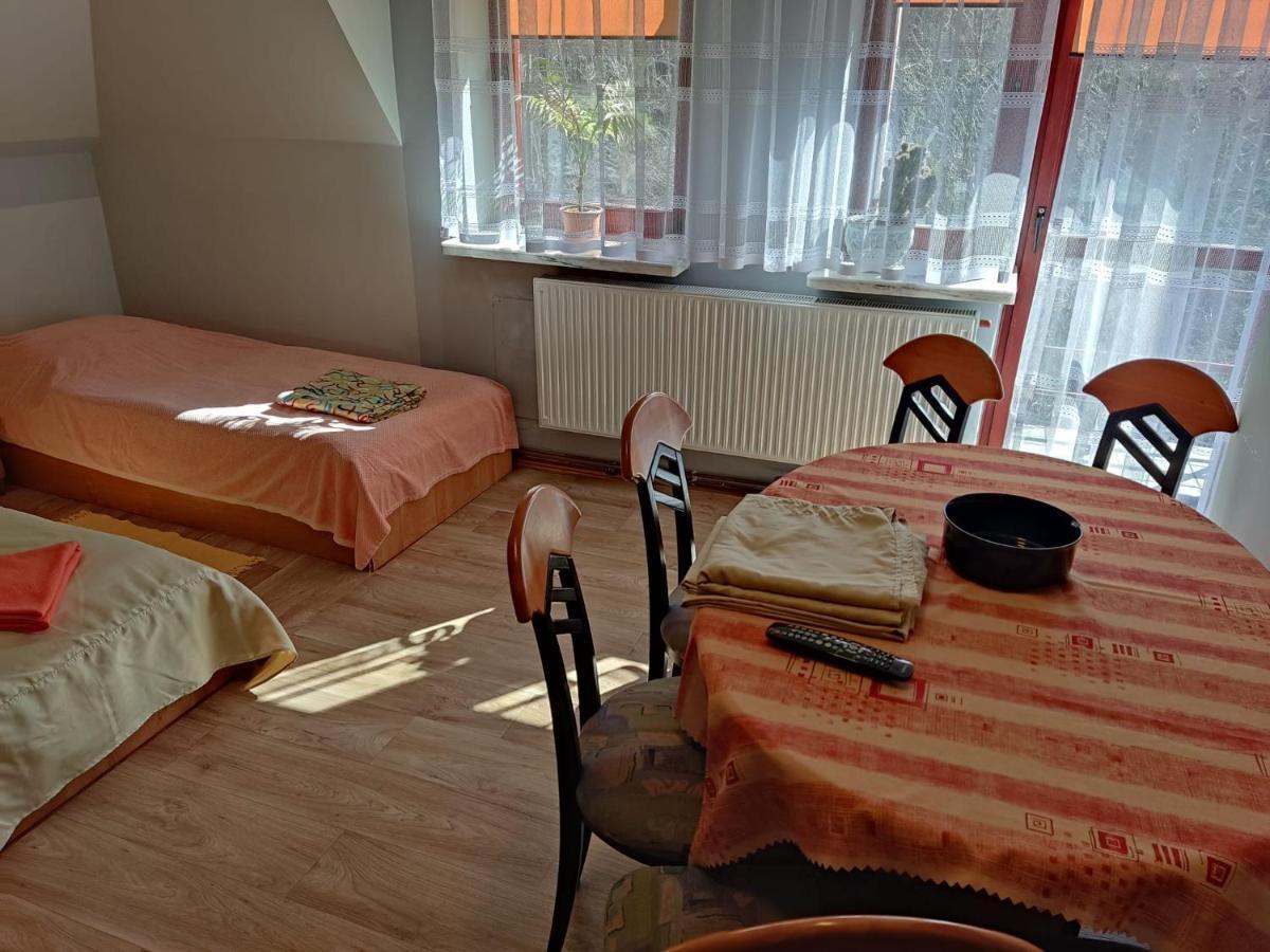Podelniska Porabka Bagian luar foto